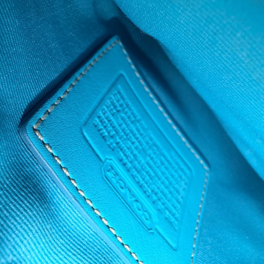 Y2K Vintage Coach Signature Logo Canvas and Suede Turquoise Colorful Crossbody - Picture 5 of 6
